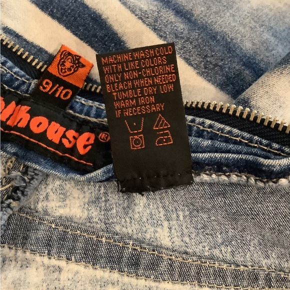 Dollhouse flare jeans - Picture 3 of 9